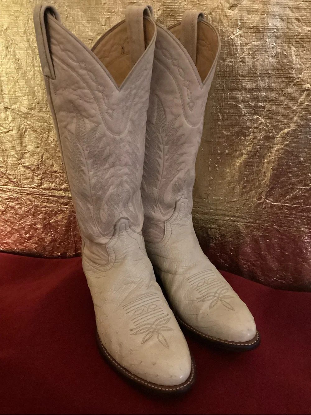 Tony Lama Cream full quill exotic ostrich Heeled Cowboy Boots